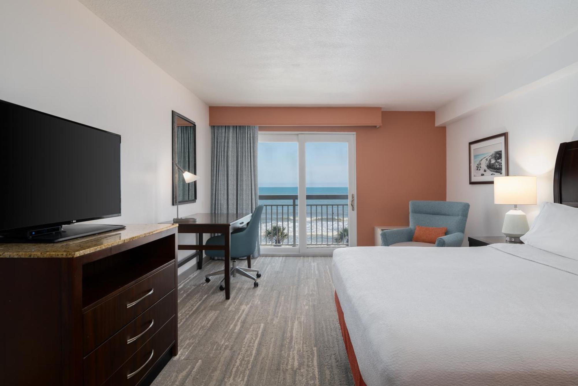 Hilton Garden Inn Daytona Beach Oceanfront Exterior photo