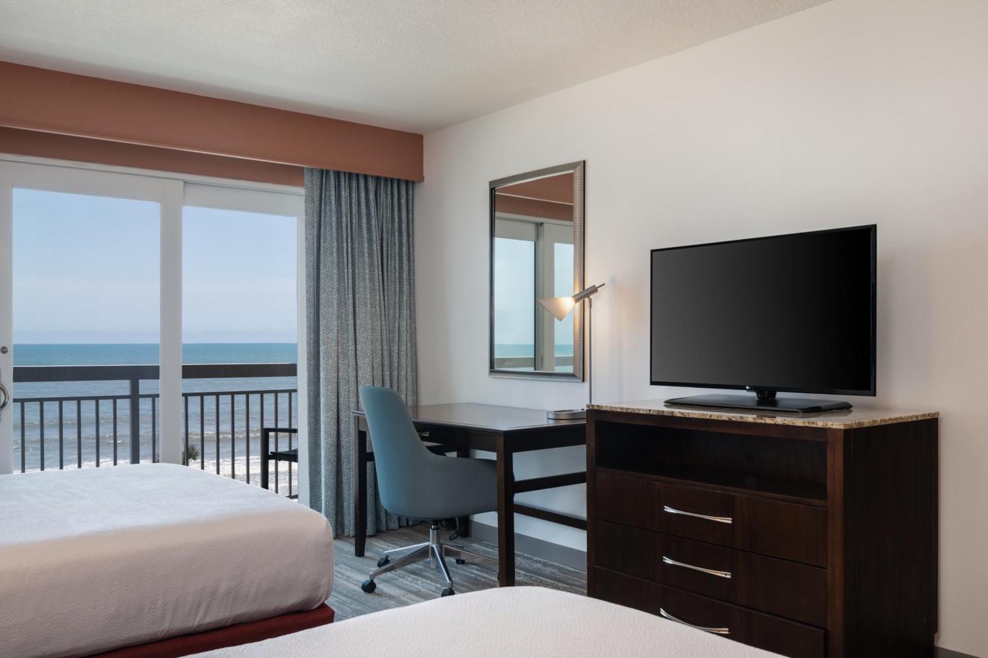 Hilton Garden Inn Daytona Beach Oceanfront Exterior photo