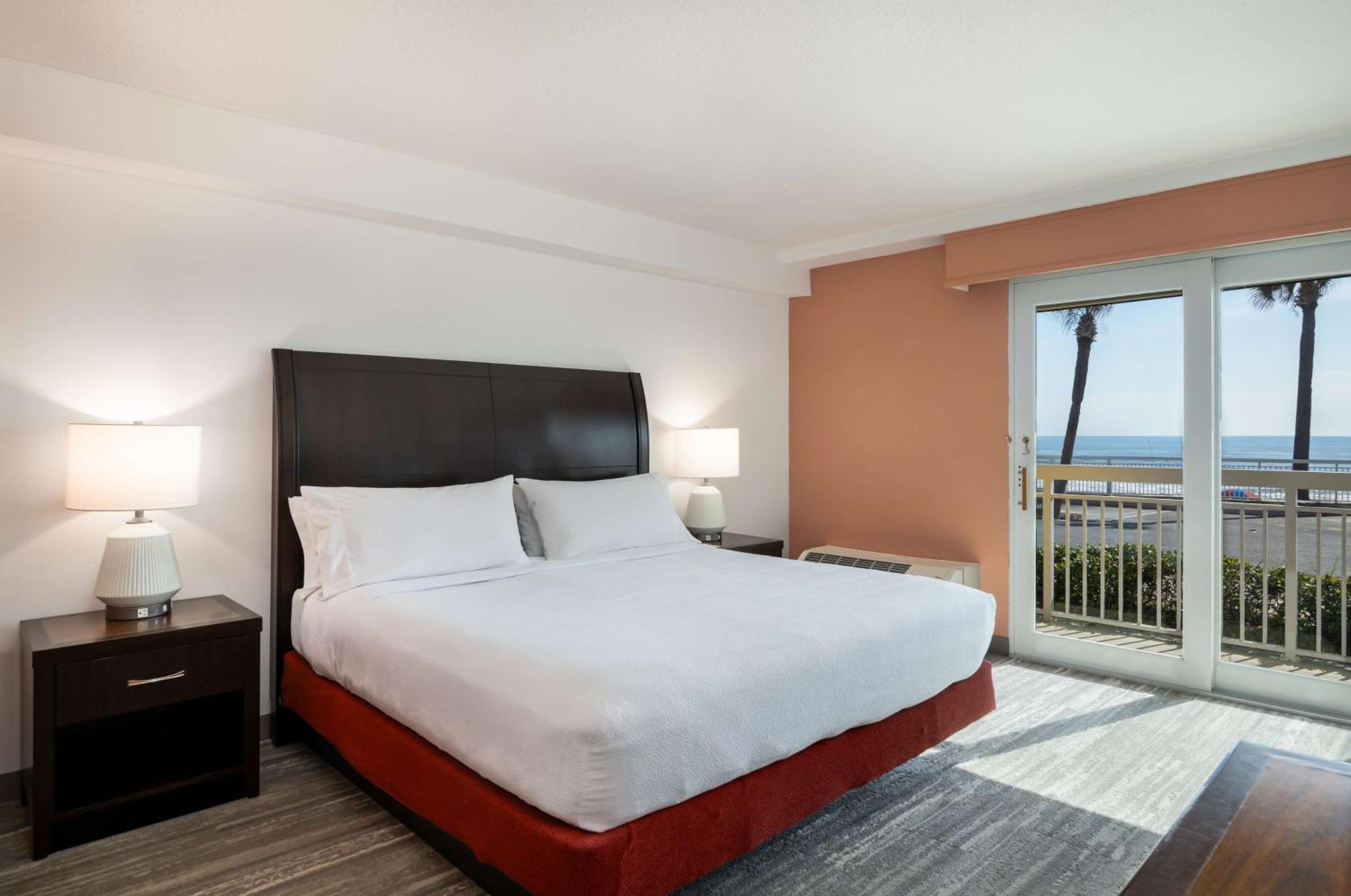 Hilton Garden Inn Daytona Beach Oceanfront Exterior photo